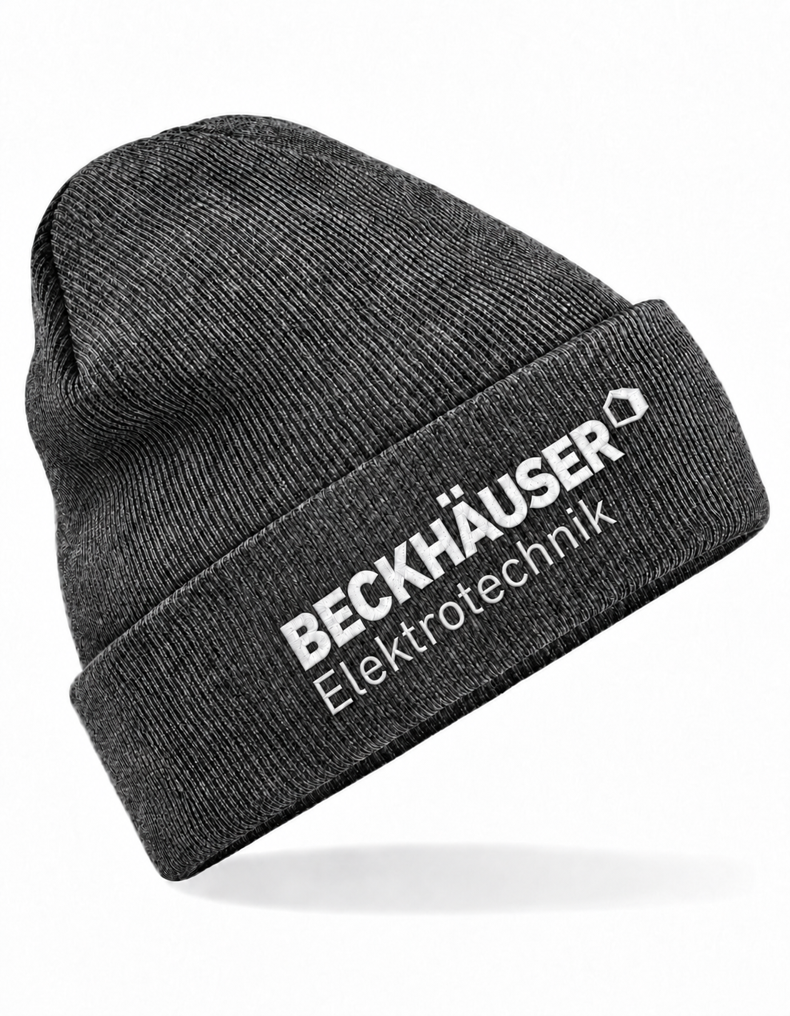 Beckhäuser Mütze Antique Grey – gedrehte weiße Logostickerei
