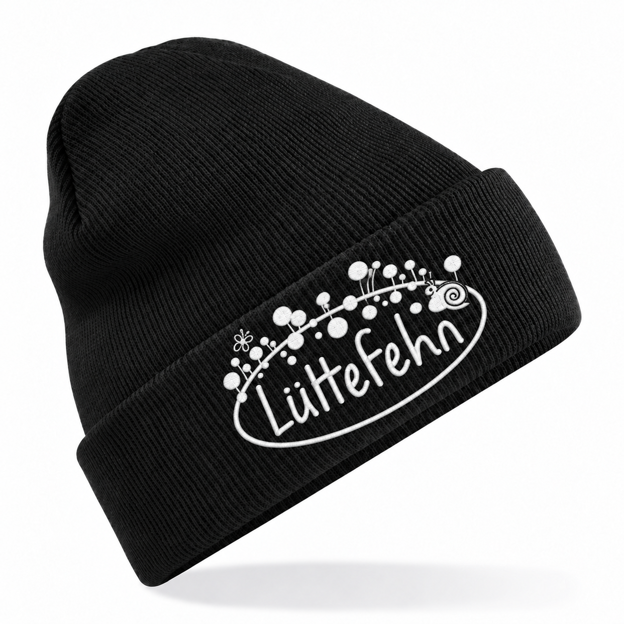 Kita Lüttefehn Kindermütze Black mit weißem Logo – einheitliche Ausrichtung