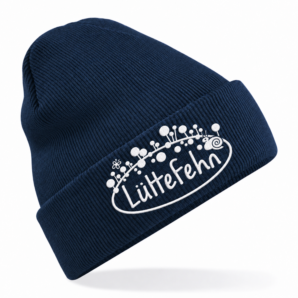 Kita Lüttefehn Kindermütze French Navy mit weißem Logo – einheitliche Ausrichtung