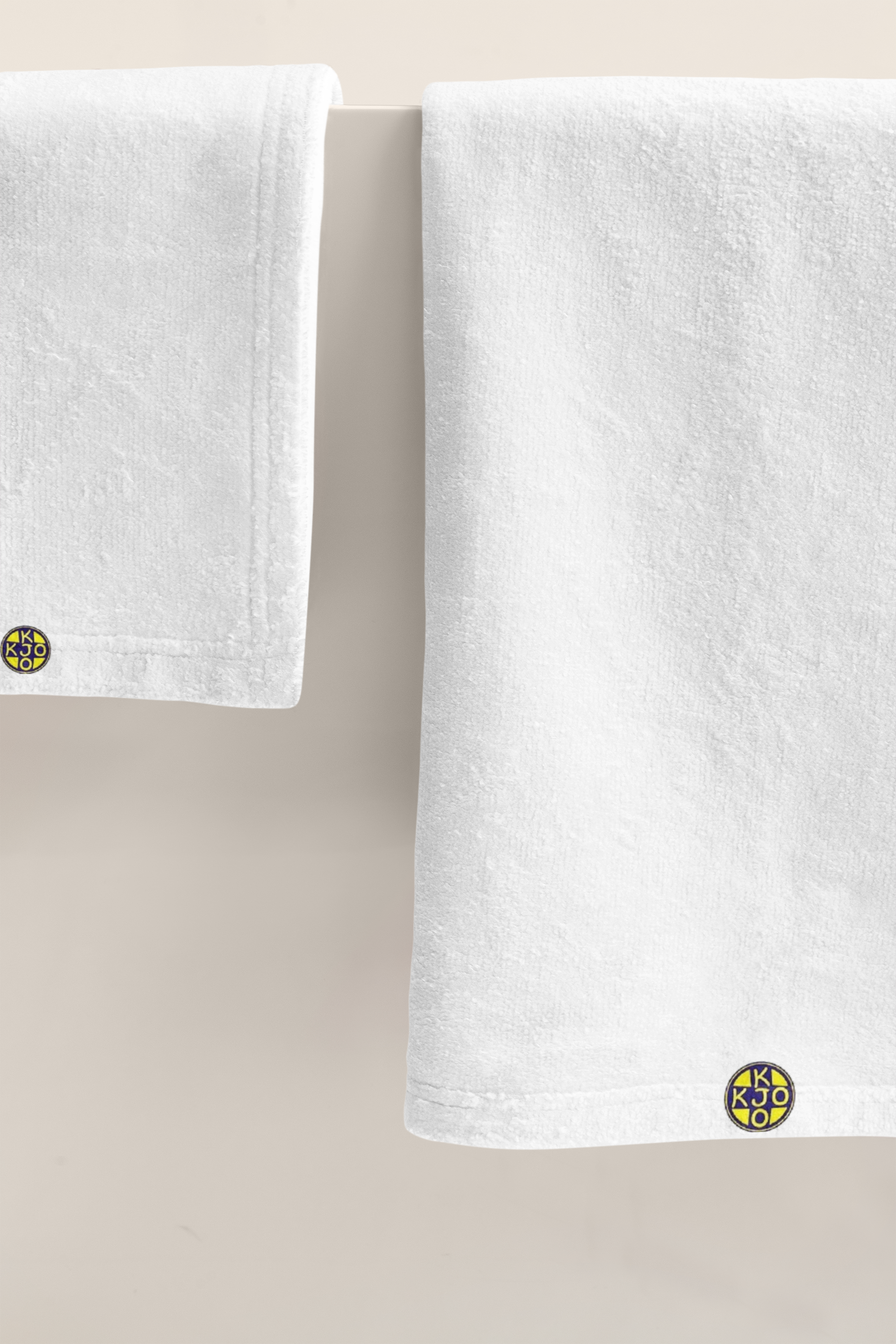 KJO Hand- und Duschtuch Inkl. edler Stickerei